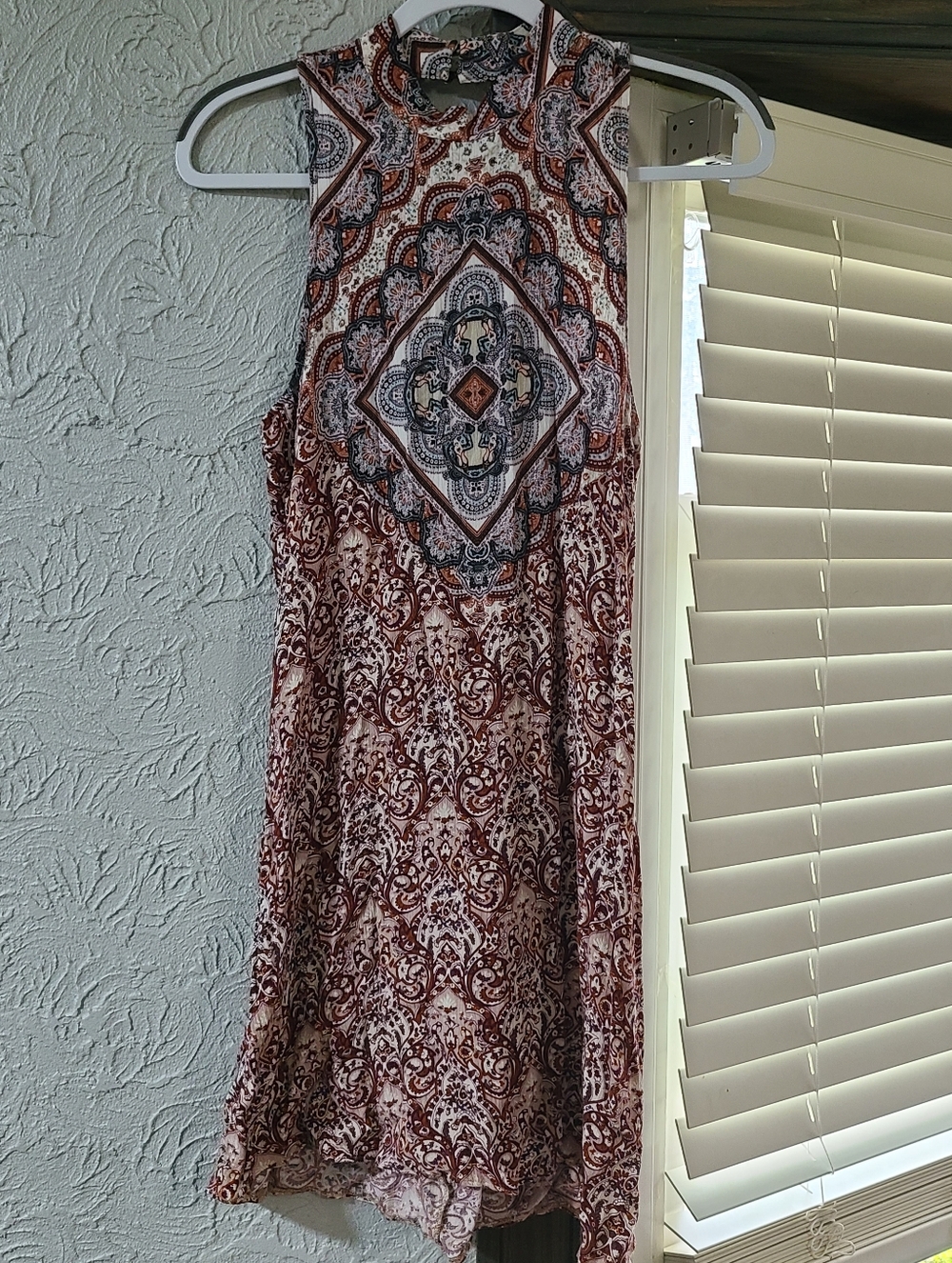 American Eagle Shift Dress-open back, sleeveless,  geometric Paisley Print